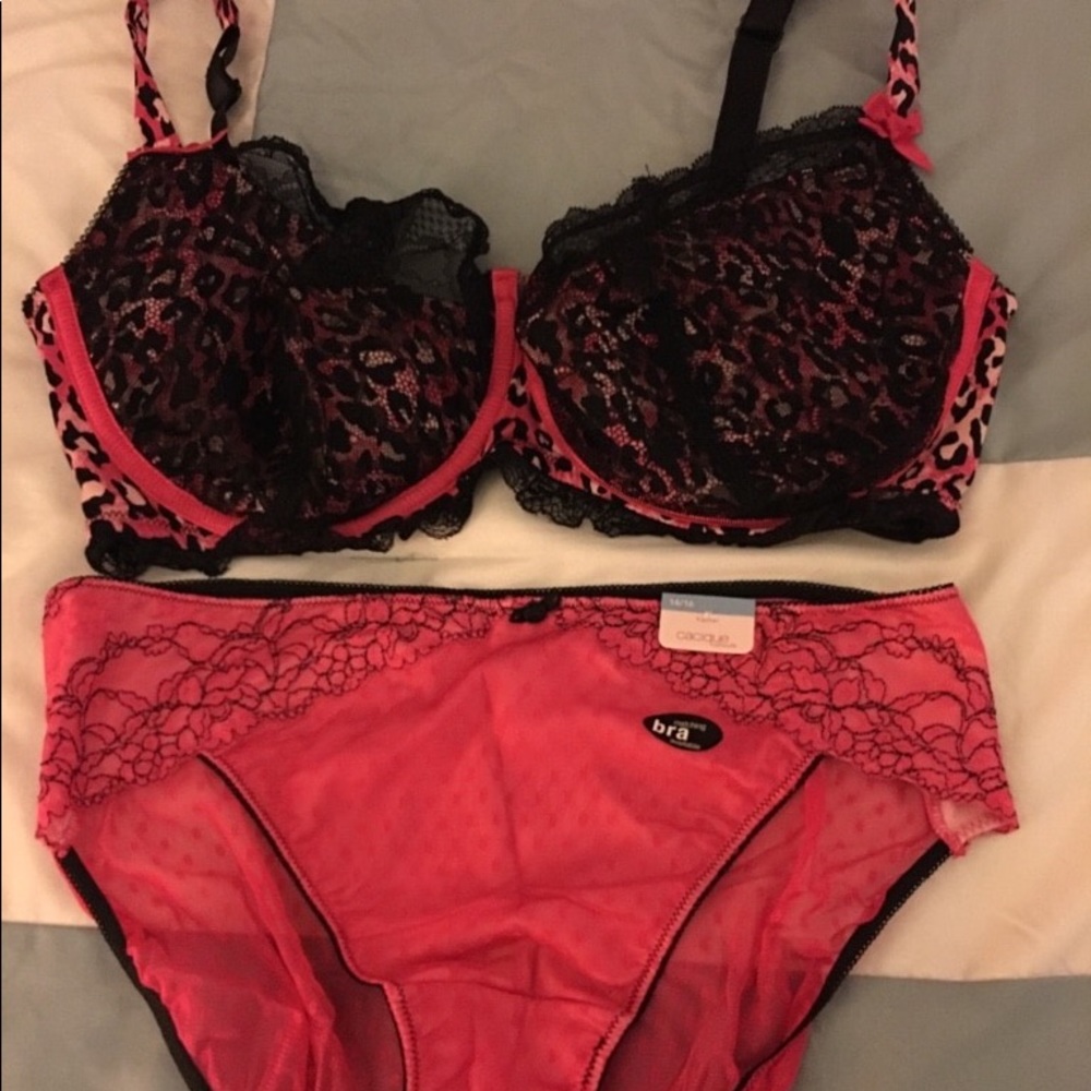 Bra and Panty Set (NWT)